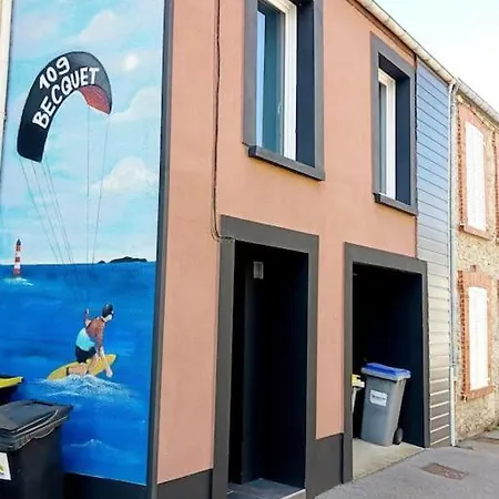 Sea Food And Le Grand Villa